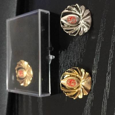 銀章廠家、鎮(zhèn)江銀幣定制與企業(yè)禮品全方位指南 定制獎牌與企業(yè)形象策劃服務